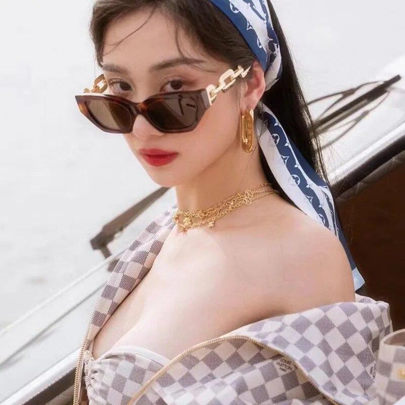 INS Vintage Cat Eye Sunglasses Women  Trend New Fashion Small Metal Chain Sunglasses Elegant Eyeglasses Fashion Black Shades