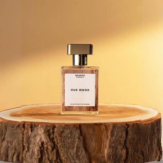 Arabian Aroma Oud Wood Men's Perfume | Woody Oud with Agarwood, Cardamom, Sandalwood Notes | Perfumes for Men With Long Lasting Fragrance