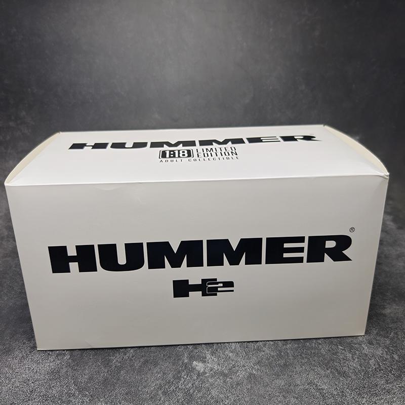 Car diecast model 1/18 Hummer H2 car model static display holiday gift collection