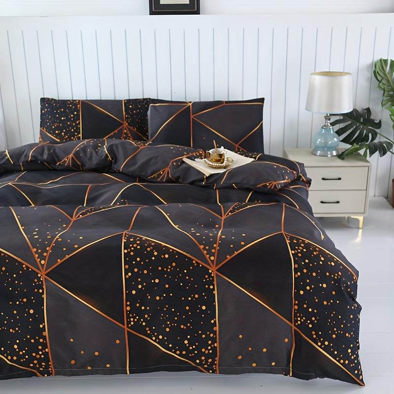 3Pcs Polyester Fiber Soft, Skin-Friendly Duvet Cover Set (Two Pillowcases And One Duvet Cover). Black And Golden Are The Primary
