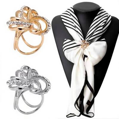 Rhinestone Scarf Ring 3-Ring Scarf Clip Ring Sparkly Elegant Scarf Holder Ring for Women Shawls Neckerchiefs Silk Scarves