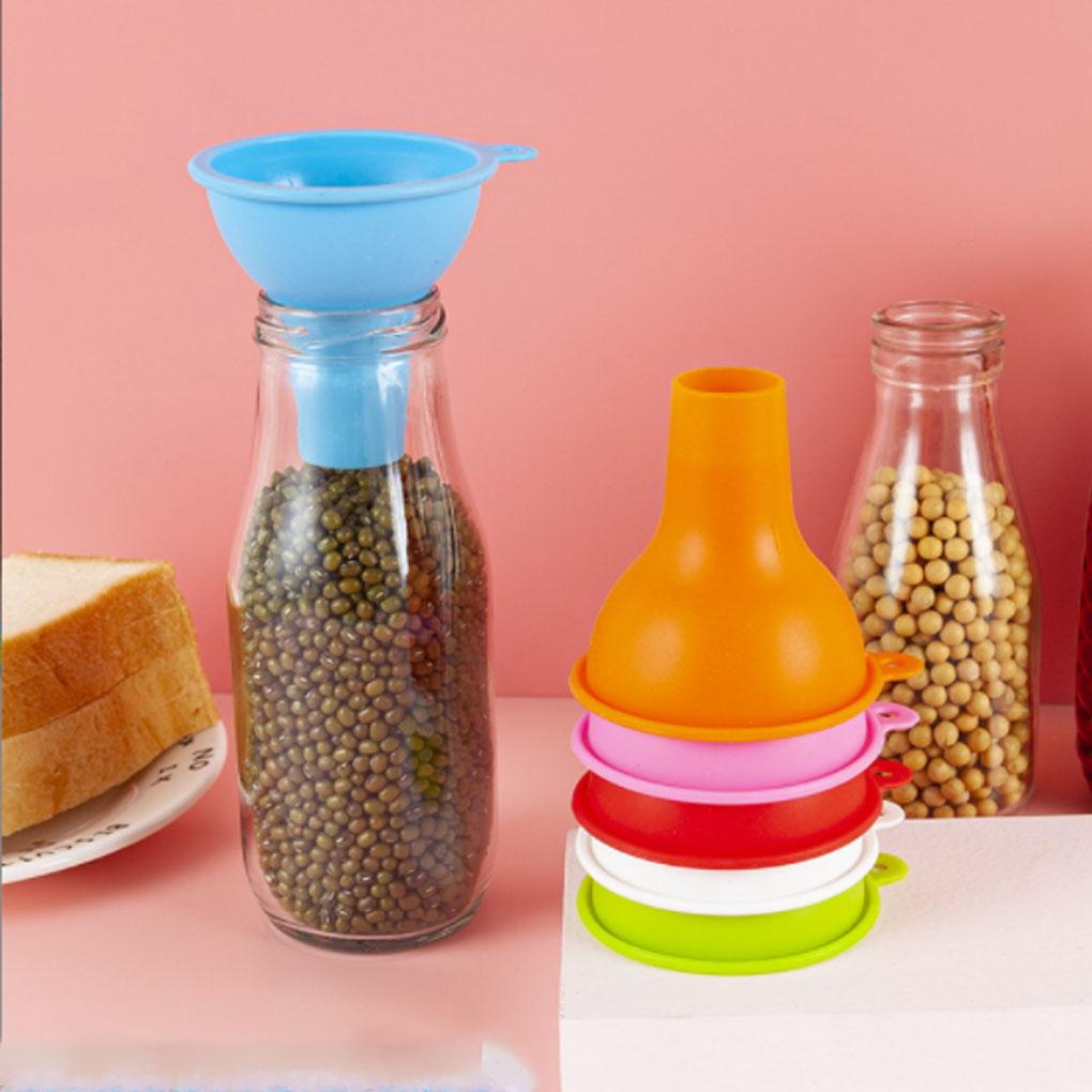 Silicone Funnel Kitchen Gadget Filter Long-lasting Smooth Surface No Burrs Liquid Dispenser Home Supplies Oil Funnels