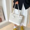 Winter new personalized fashion niche design versatile casual simple texture shoulder handbag