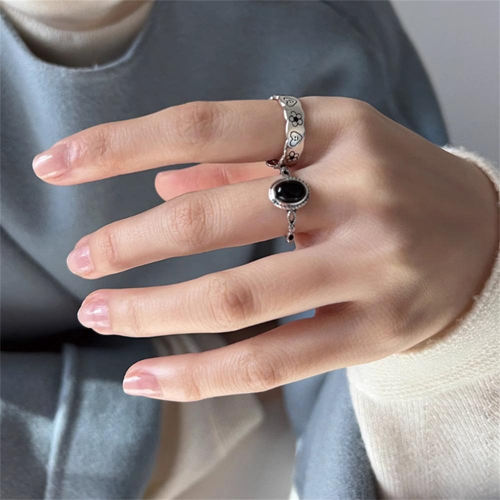 Oval black agate ring, old fashion ring, personalized Korean version ins niche design sense index finger ring