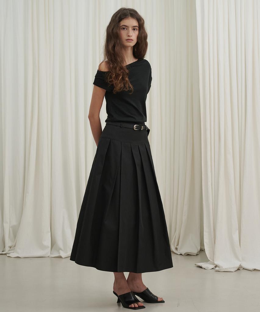 MARROT Drape Asymmetrical Tee_Black