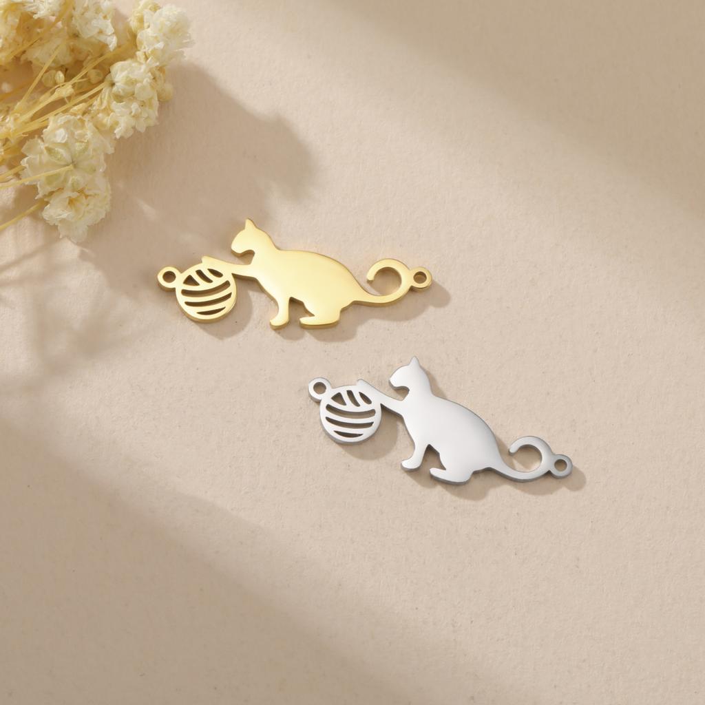 Teamer 3pcs/lot Cute Moon Cat DIY Pendant for Bracelets Gold Color Stainless Steel Kitten Animal Charms for Jewelry Making