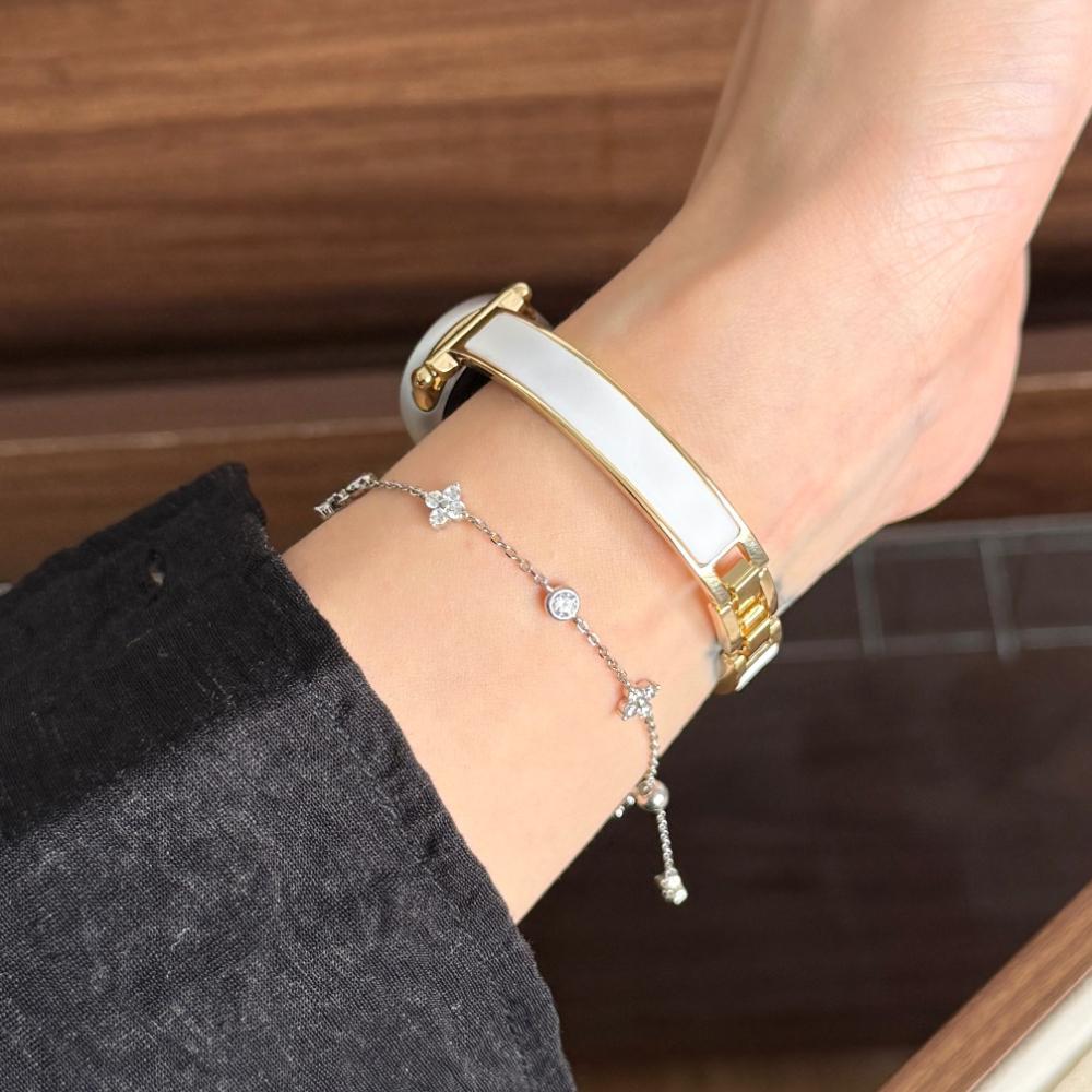 Slim Skin-Friendly Silicone Leather Cover Replacement Strap Compatible with Xiaomi Band 8/9/10