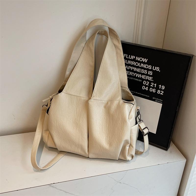 New texture retro fashion large capacity tote bag shoulder underarm commuter messenger bag
