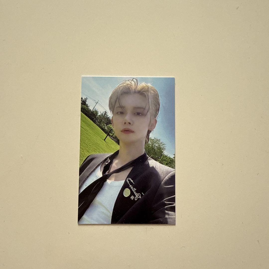 

[USED] Ships today Korea Seoul Concert TXT MOAZONE Yeonjun Trading Card