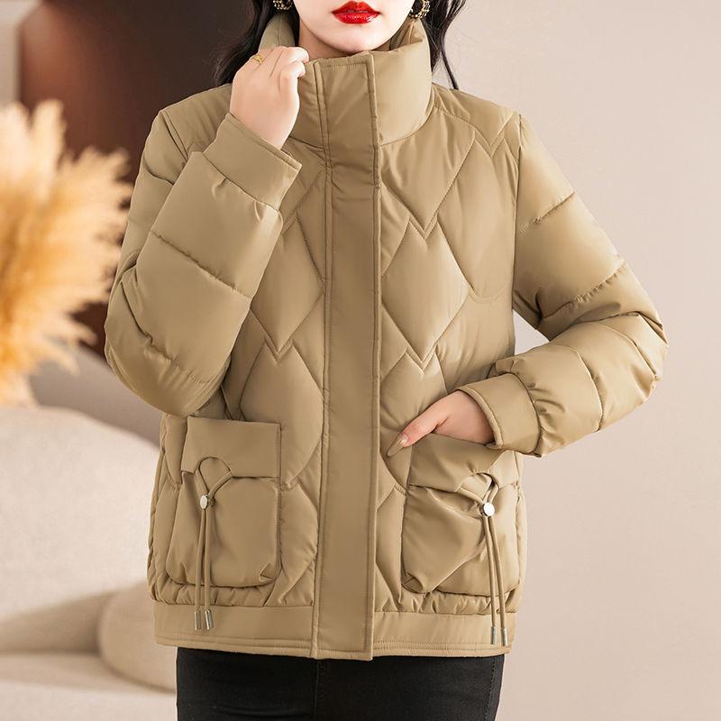 Warm and Comfortable Women's Short Cotton Jacket for Winter Fashion Thickened Coat