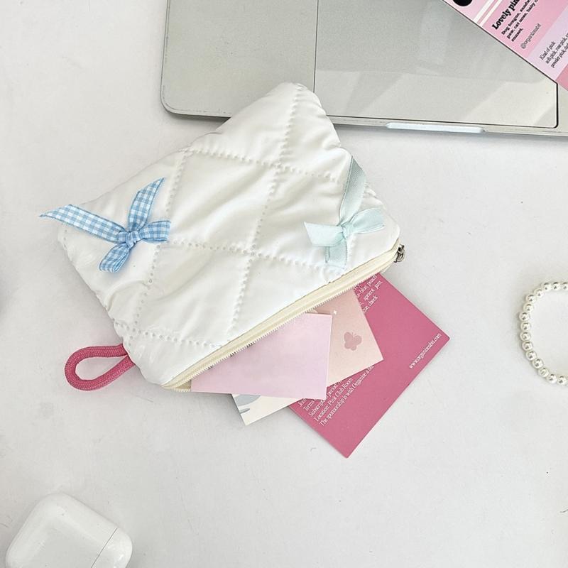 Polyester Bowknot Cosmetic Pouch Versatile Portable Organizers for Travel and Daily Accessories