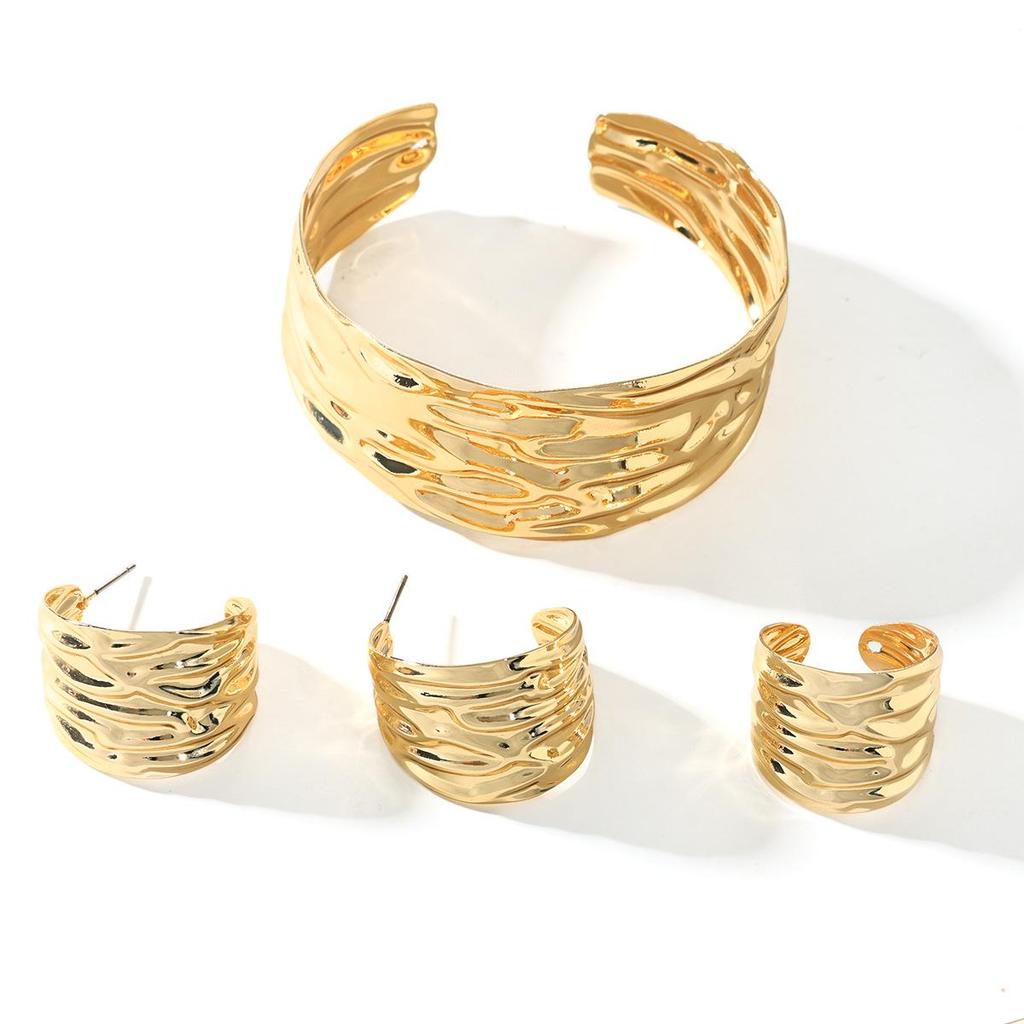 Retro Geometric Pleated Ring & C-Shaped Earrings Bracelet Set