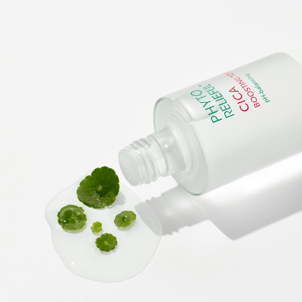 THANK YOU FARMER Phyto Relieful Cica Boosting Toner 200ml pH Balancing PHA LHA Gentle Exfoliating Toner