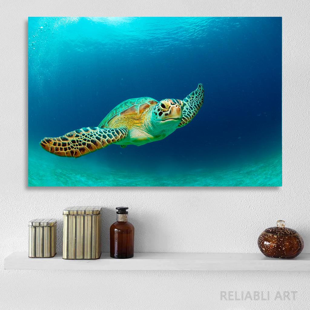 Green Sea Turtle Swims Underwater Wall Pictures Canvas Painting Ocean Marine Life Animal Posters Prints for Living Room Decor