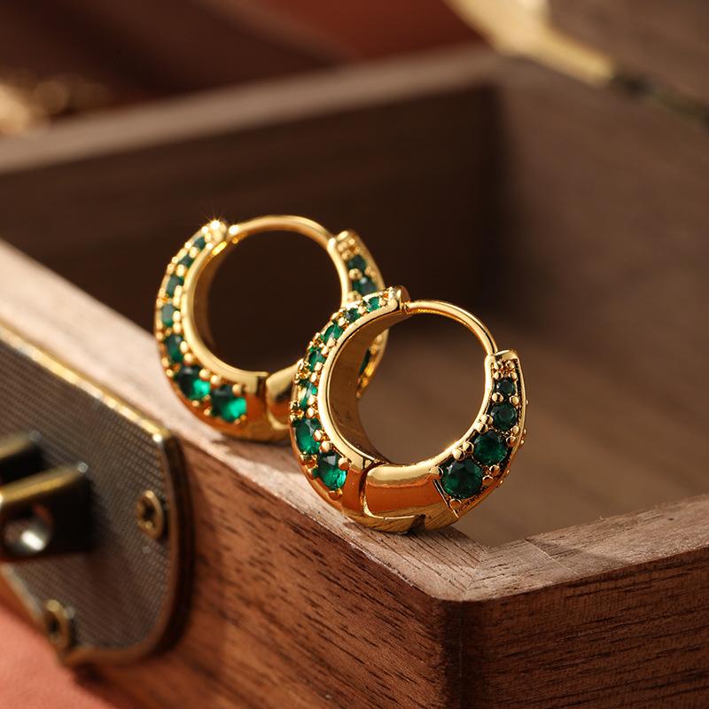 SUYU Fashionable Zircon With Green Zircon Circle Earrings Women's Ins Light Luxury Style Niche Earrings Retro Earrings