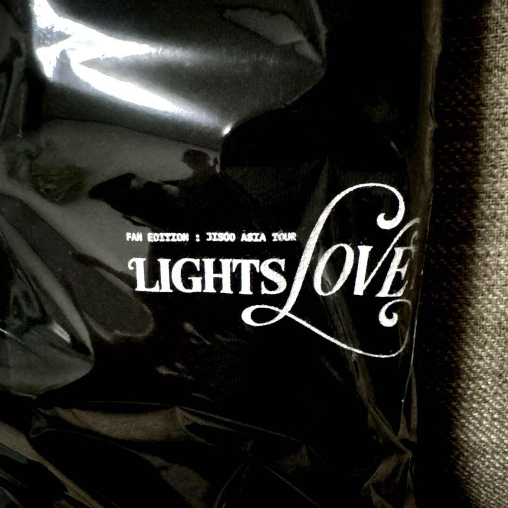 [USED] BLACKPINK JISOO HOODIE, Size M