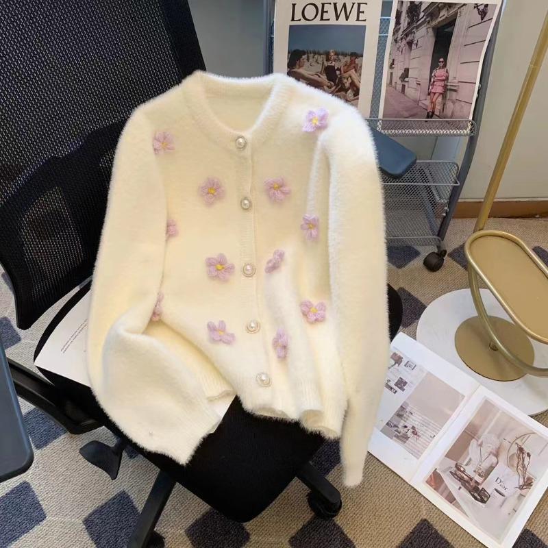 Early spring new station soft waxy plush design sense heavy industry flower knitted cardigan sweater jacket women