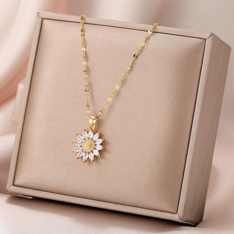 Chic Non-Fading Titanium Steel Necklace for Women with Unique Design and Sparkling Copper Pendant
