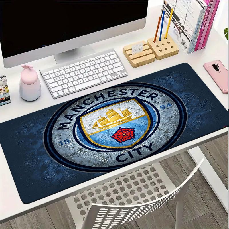 Tappetino per mouse con stemma del Manchester United, Tappetino per mouse da gaming, Tappetino per tastiera, Decorazione da scrivania per computer portatile, Regalo per tifoso, Regalo di compleanno