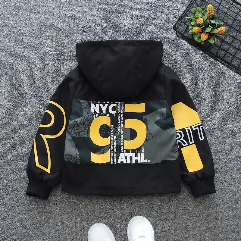 Vestes tendance Printemps - Automne pour garçons de 3 à 10 ans Design patchwork Hauts à capuche Vestes fines de style occidental pour enfants Cardigans