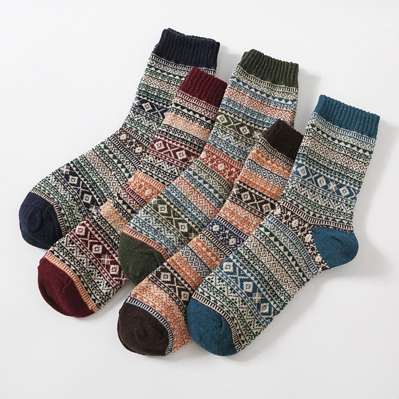 Men's Autumn/Winter Thick Warm Wool Mid-Calf Socks - Japanese Retro Ethnic Style, Small Diamond Pattern