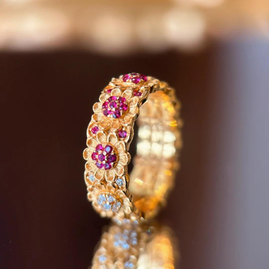 2026 Fashion Trend Double Brushed Sunflower Ring Retro Old Money Wind Inlaid Red Corundum White Diamond Index Finger Diamond Ring Women Resizable