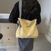 Women's Cloth Bag with Large Capacity, New Style In 2024 for Autumn and Winter, Versatile Canvas Bag, Messenger Bag, Casual Style, Commuting Tote Bag