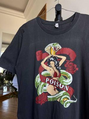 Üst giysisi – T-shirtler
