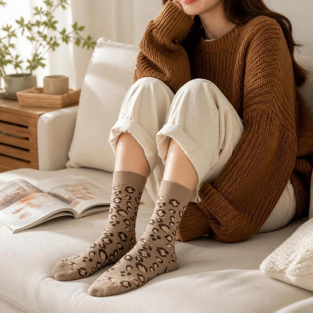 Mid-tube Length Thick Winter Socks Leopard Print Kawaii Socks Thermal Wool Socks Christmas Gift