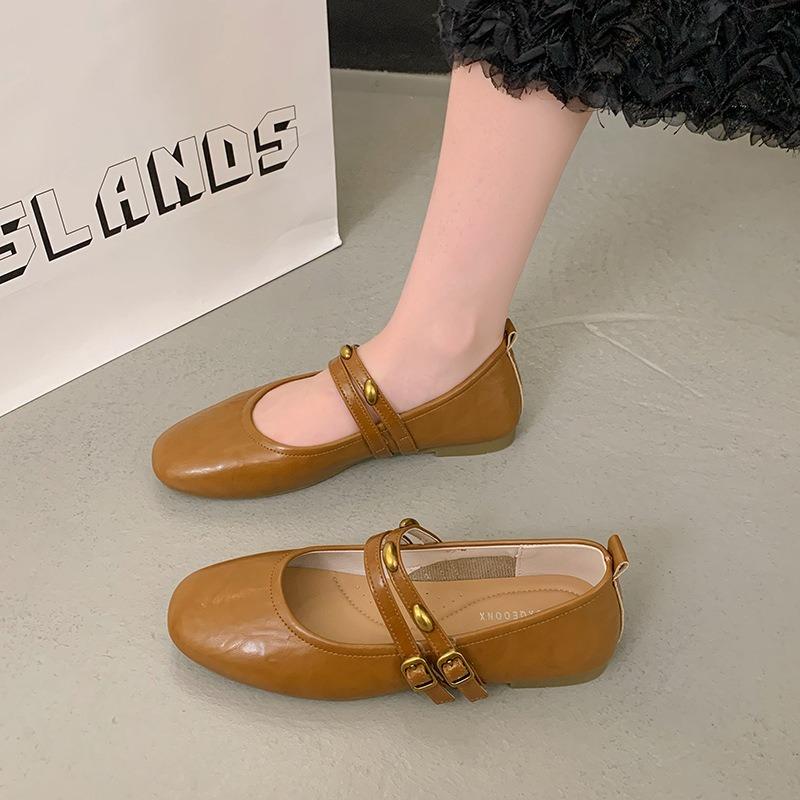 Comfortable and versatile fashion square head temperament casual shoes spring new simple shallow mouth flat heel comfortable single shoes women
