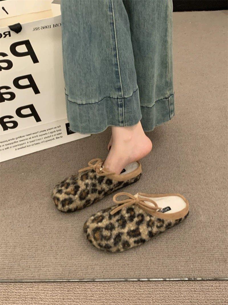 

Korean version of ancient covered round head lace-up bow Doudou cotton shoes, inner height increase, plush warm fluffy shoes for women s autumn a 40 леопард друку кольору