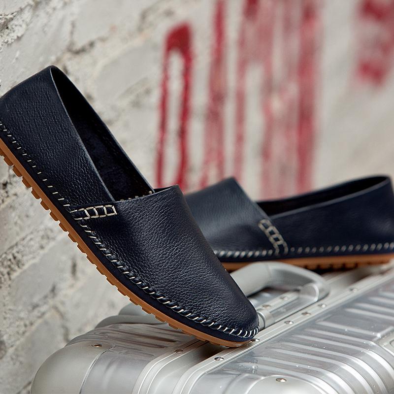 Men's Moccasin Loafers Slip-On Driving Shoes Lightweight Flat Walking Handmade Shoes for Men Plus Size