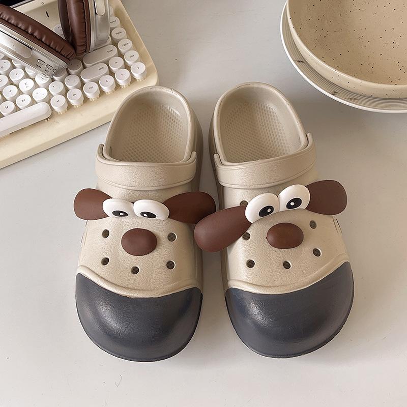 Baotou cool slippers women's new seaside beach women's shoes trendy ins cartoon cute eva hole shoes women