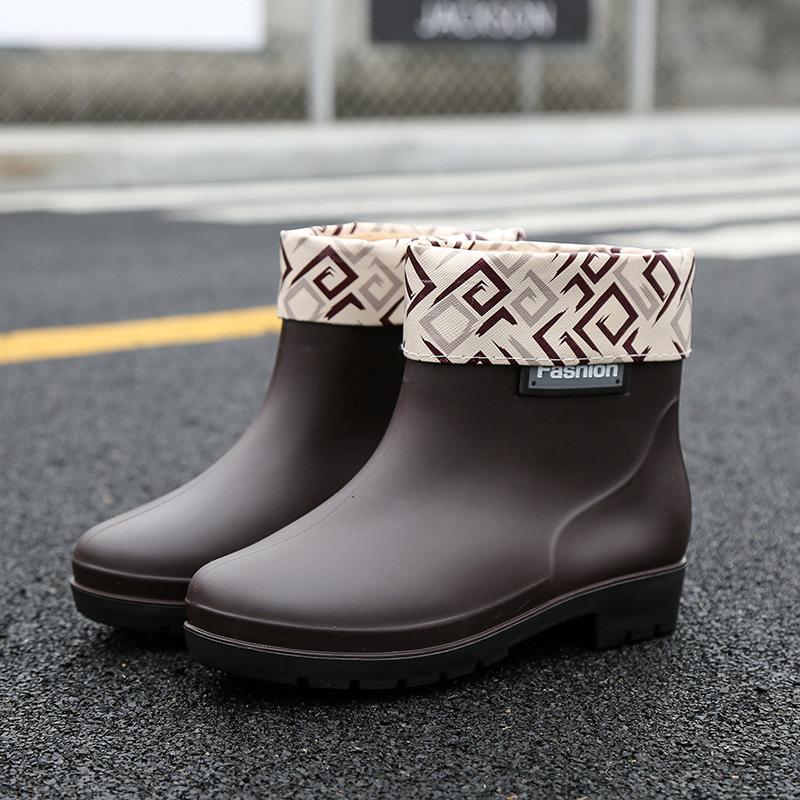Rain shoes women wear short tube flat non-slip water shoes flat rain boots warm short rubber shoes