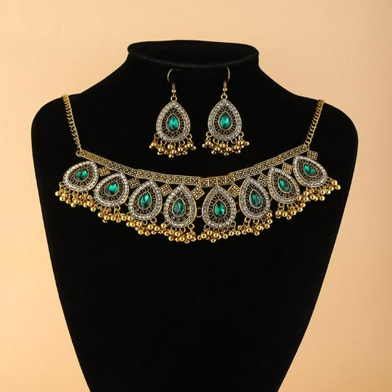 Elegant European Retro Gemstone Necklace & Earrings Set