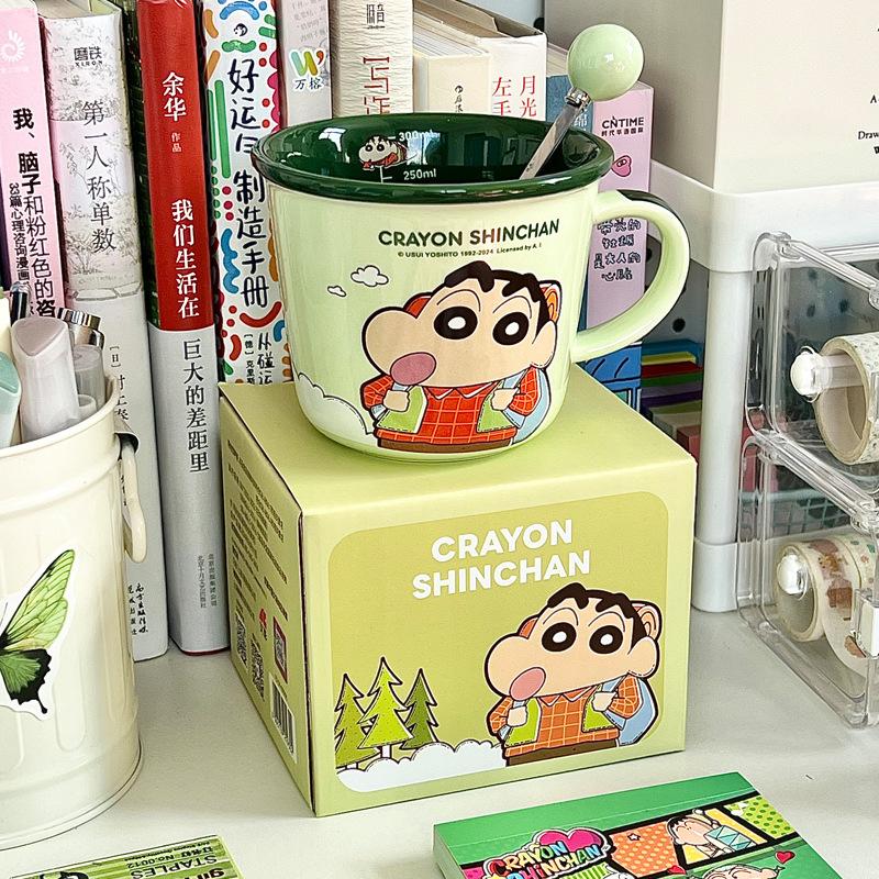 Crayon Xiaoxin Ceramic Mug with Lid Spoon Boys and Girls High Value Milk Scale Cup Couple Coffee Breakfast Cup