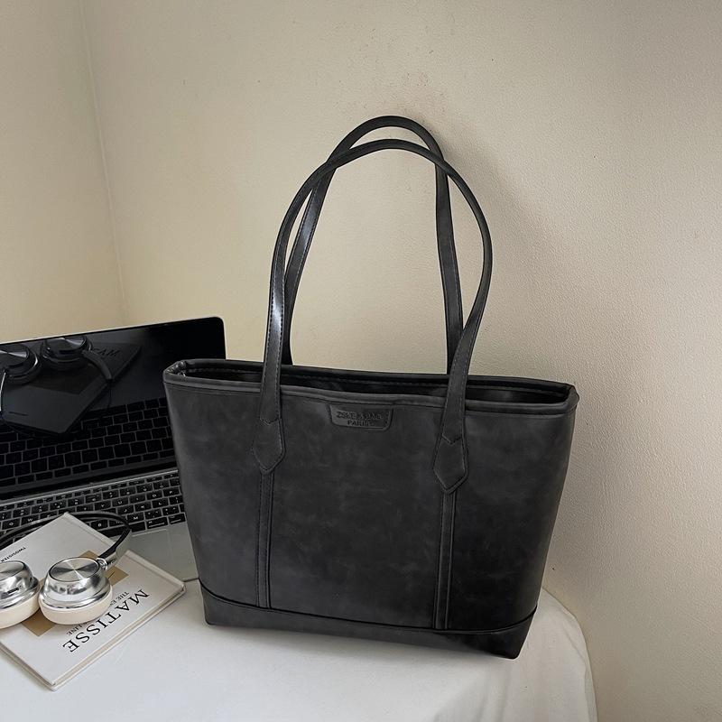 Retro large-capacity tote bag women's 2025 autumn and winter new armpit bag texture shoulder large bag casual foreign trade bag