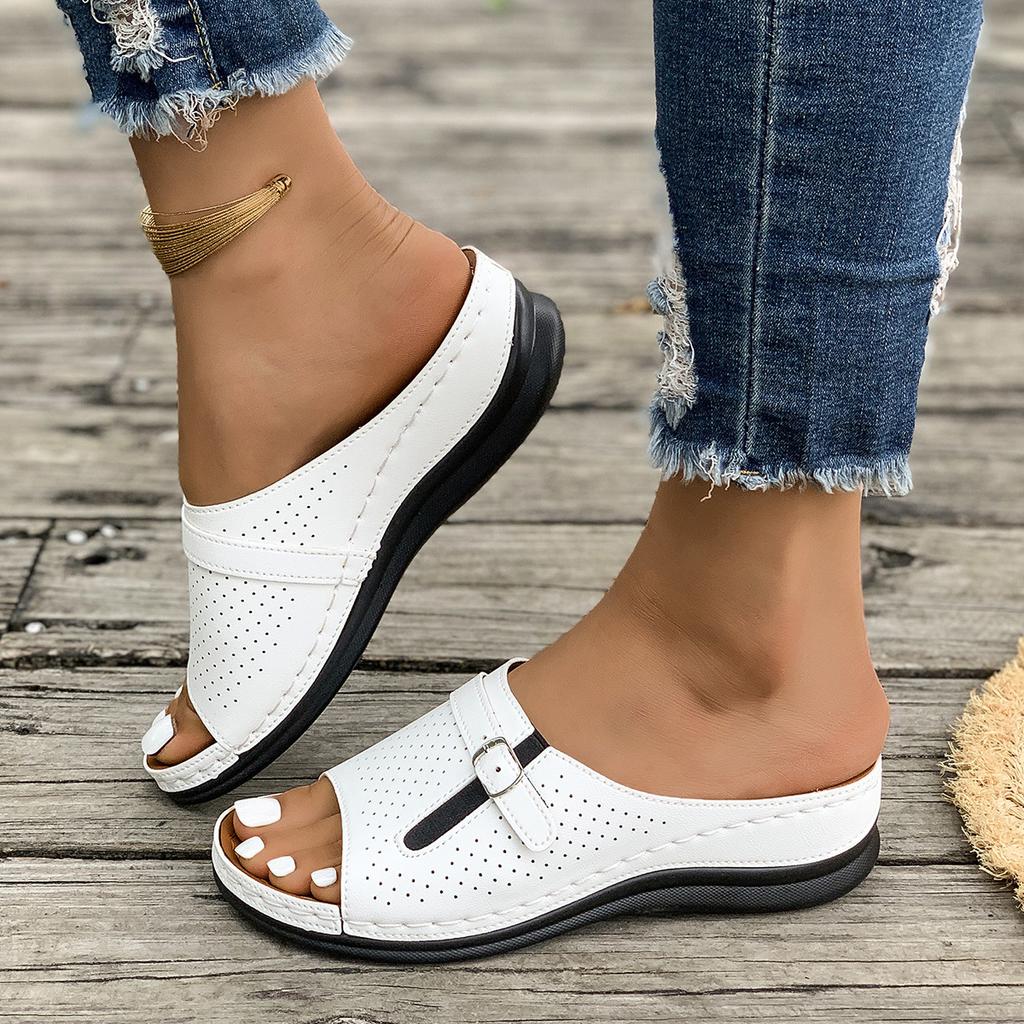 Summer New Large Size Women's Platform Sandals Belt Buckle Decoration European and American Style Light and Comfortable