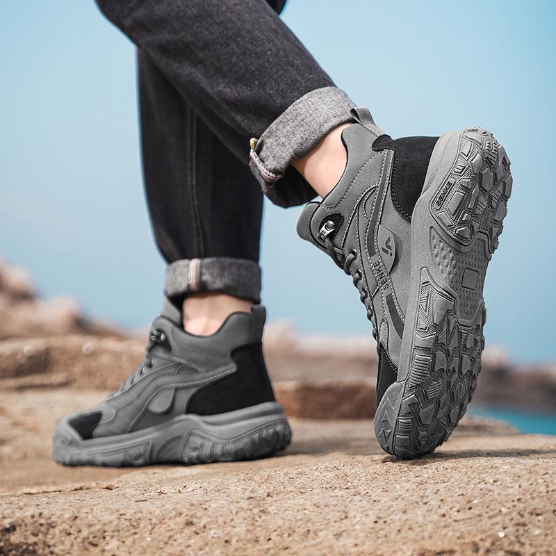 Boots autumn and winter new outdoor mountaineering wear-resistant work labor insurance Martin boots