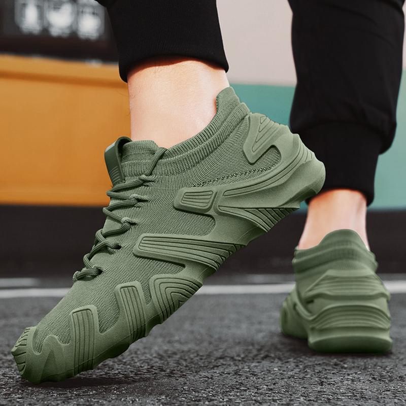 New Flying Woven Socks Shoes Men's Shoes Summer New Breathable Casual Sports Shoes Men's Thick Soled Running Shoes