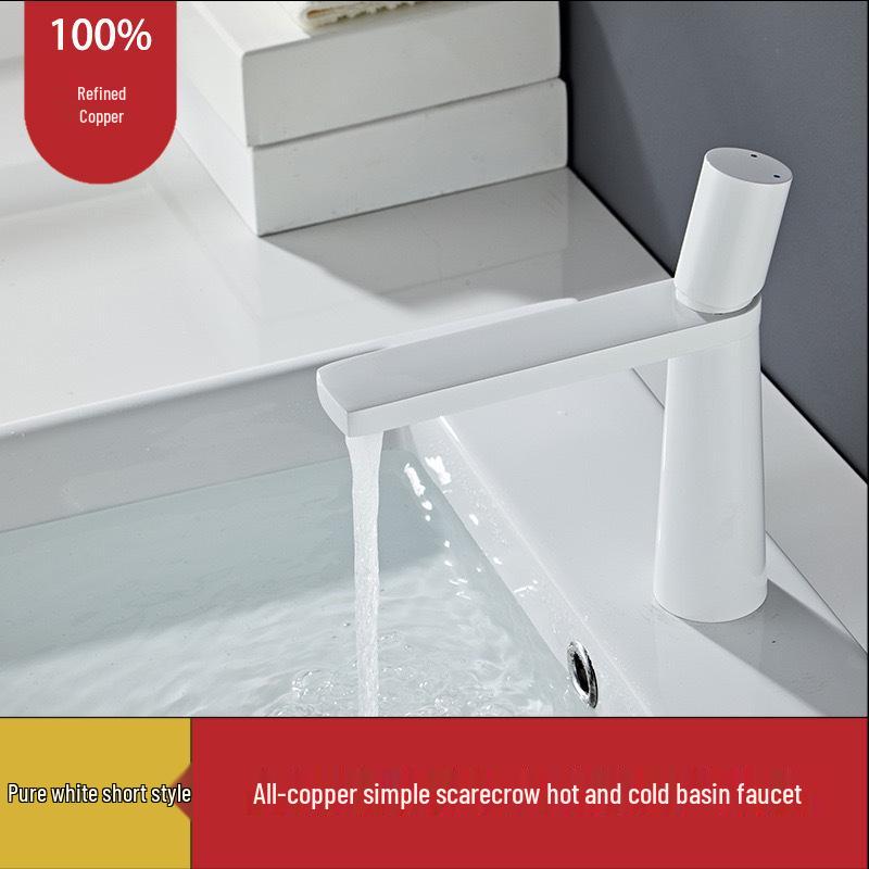 

Медный брызгозащищенный смеситель для ванной для раковины White Short (with inlet pipe)