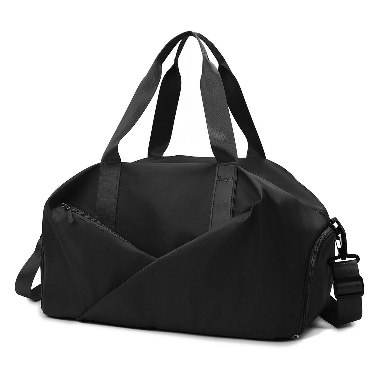 

Large Capacity Gym Bag with Separate Shoe Compartment Multi Functional Travel Duffle Bag Wet and Dry Separation Handheld and Shoulder Carry One Size чорний