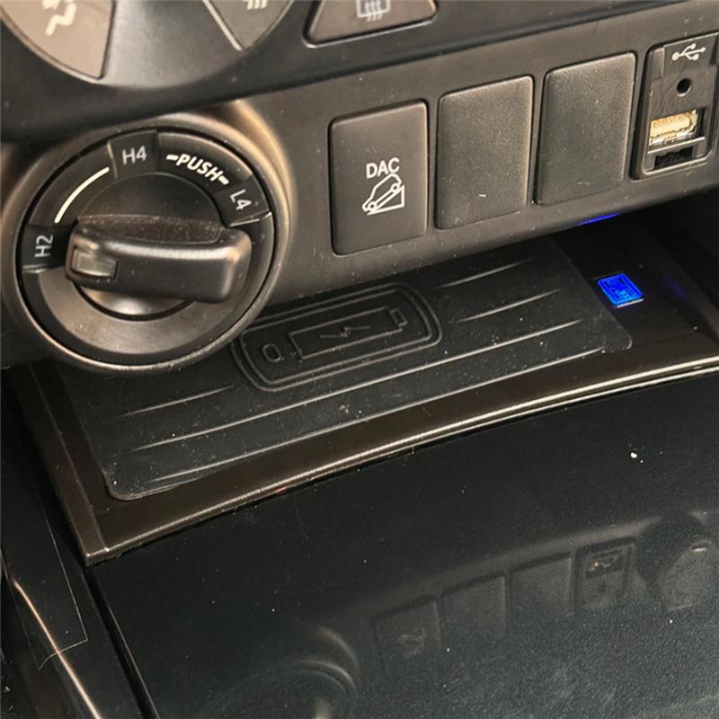 Wireless Car Charger 15W Fast Charging Pad For Toyota Fortuner 2016- Accessories Charge Holder