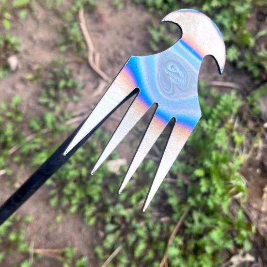 4 Zähne Mangan-Unkrautzieher mit langem Griff, Garten-Unkrautziehwerkzeug, Garten-Unkrautentferner, Entwurzelungs-Jätwerkzeug