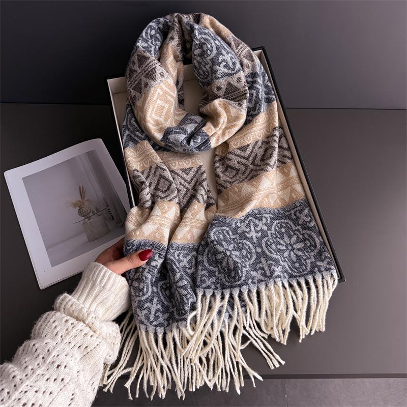 Luxury  Print Cashmere Scarf Women Warm Winter Pashmina Shawl Wrap Elegant Female Blanket Stoles Designer Ethnic Hijab
