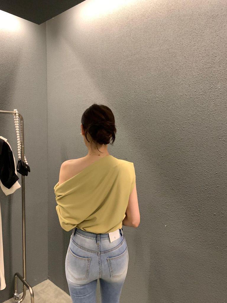 Korean Chic One-Shoulder Irregular Loose Solid Color Pullover T-Shirt