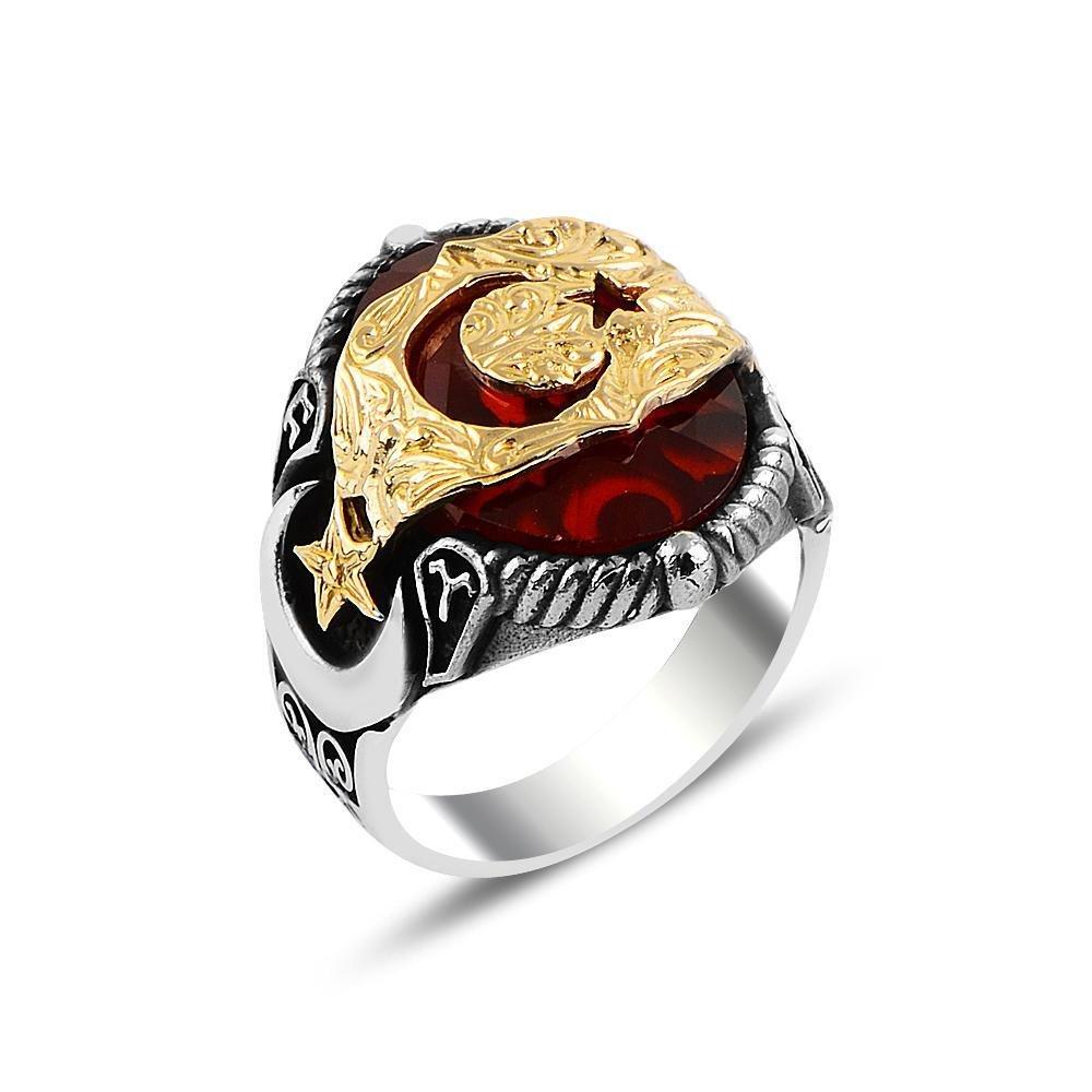 

Мужское кольцо из серебра 925 пробы с цирконом и полумесяцем овальной огранки