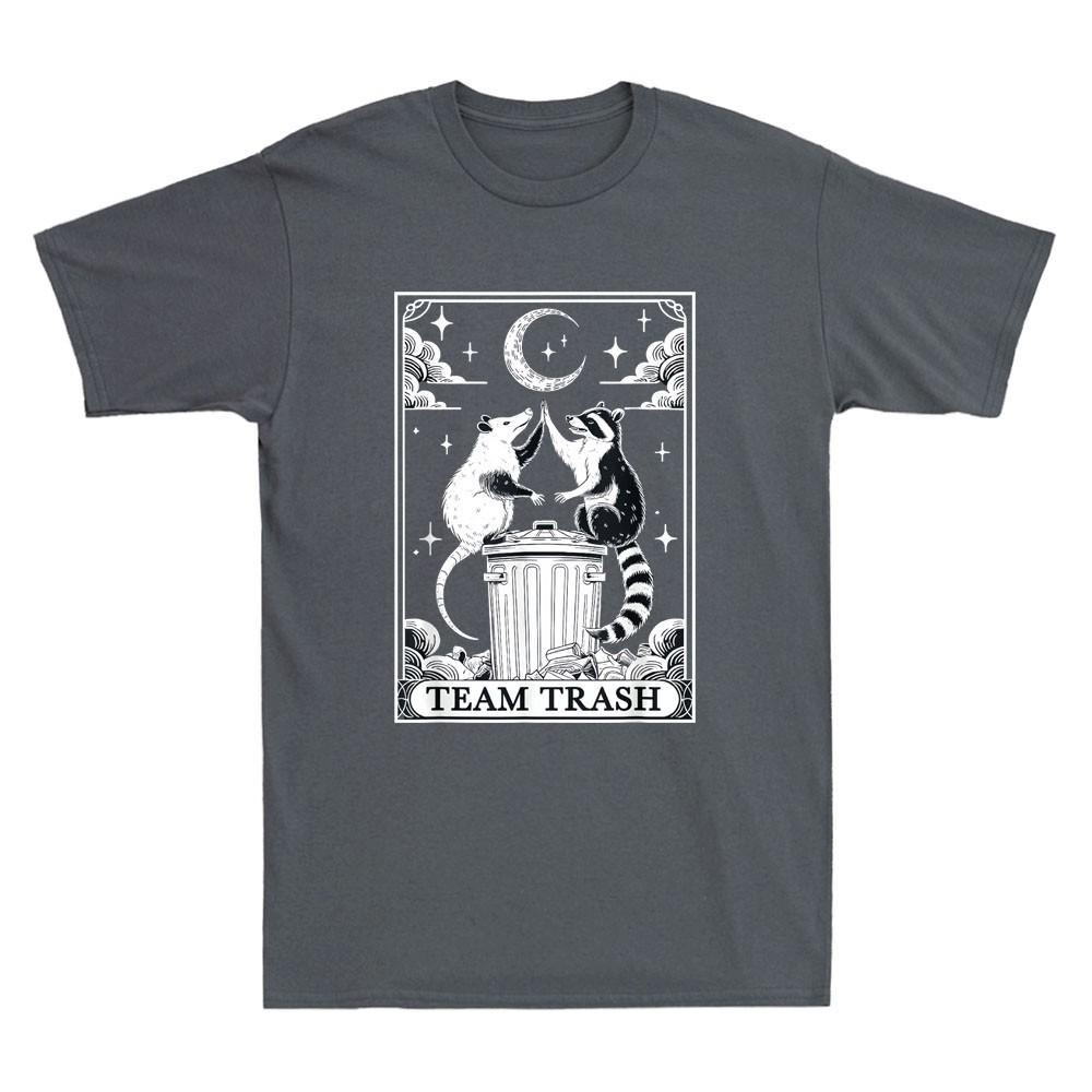 Tarot Card Vintage Team Trash Crescent Moon Opossum Raccoon Retro Unisex's T-Shirt