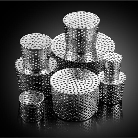 Kryt na kanalizační mřížku Nerezová ochrana okapu proti listí Dešťová svodová roura Ucpání Ochrana proti listí Odvodňovací čepel Štít