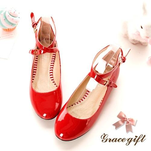 

Туфли из лакированной кожи конфетного цвета на плоской подошве, одинарные туфли с ремешком и пряжкой, обувь больших размеров, обувь на плоском каблуке, обувь на четыре сезона 39 розовый